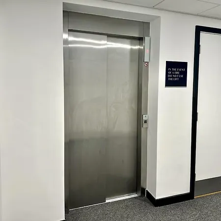 דירה Charms At Citygate With Free Use Of Onsite Gym יורק