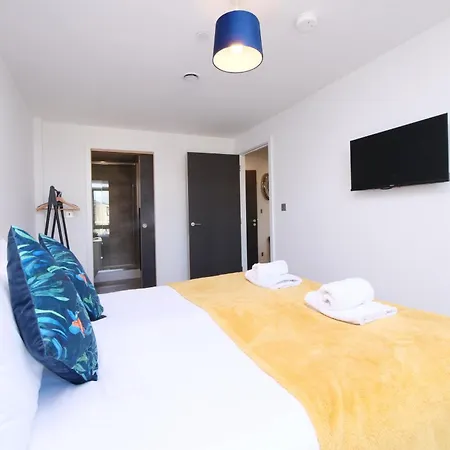 Charms At Citygate With Free Use Of Onsite Gym Apartamento