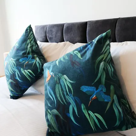 Charms At Citygate With Free Use Of Onsite Gym * יורק