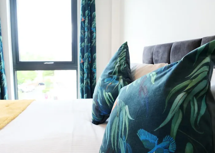 Апартаменты Charms At Citygate With Free Use Of Onsite Gym Йорк