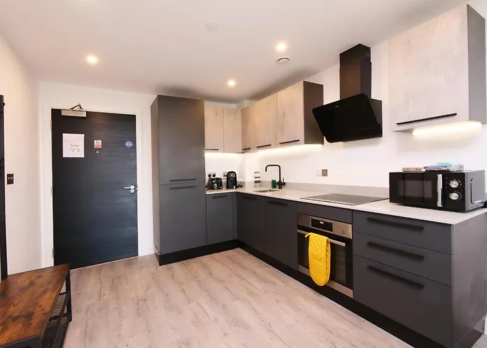 Charms At Citygate With Free Use Of Onsite Gym Апартаменты *