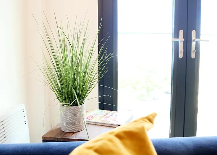 Charms At Citygate With Free Use Of Onsite Gym Йорк