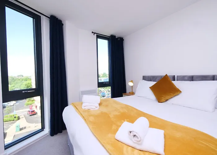 Charms At Citygate With Free Use Of Onsite Gym Апартаменты *