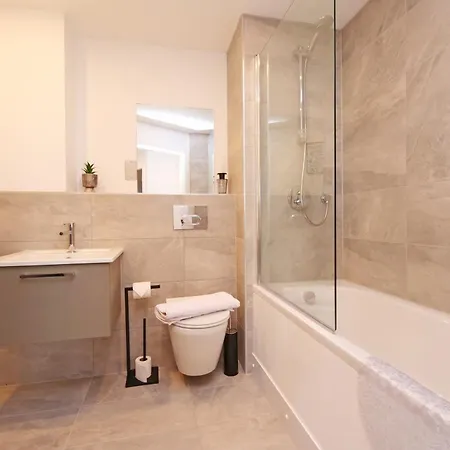 Charms At Citygate With Free Use Of Onsite Gym